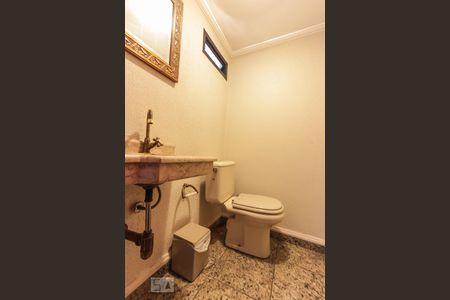 Apartamento à venda com 215m², 2 quartos e 4 vagas Apartamento à venda com 215m², 2 quartos e 4 vagaslavabo