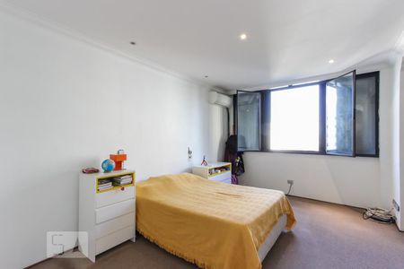 Apartamento à venda com 215m², 2 quartos e 4 vagas Apartamento à venda com 215m², 2 quartos e 4 vagassuíte 2