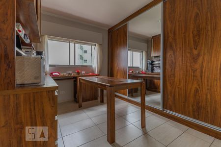 Quarto de apartamento à venda com 2 quartos, 67m² em Vila Romana, São Paulo