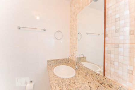 Banheiro de apartamento para alugar com 3 quartos, 106m² em Vila Isabel, Rio de Janeiro