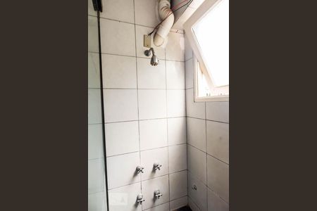 Banheiro de apartamento à venda com 3 quartos, 90m² em Petrópolis, Porto Alegre