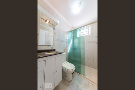 Banheiro de apartamento para alugar com 3 quartos, 121m² em Jardim Chapadão, Campinas