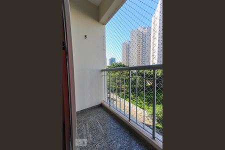 varanda de apartamento à venda com 3 quartos, 70m² em Jardim Londrina, São Paulo