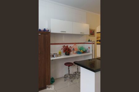 1o. Andar - Cozinha (Armários) de casa à venda com 3 quartos, 260m² em Saúde, São Paulo