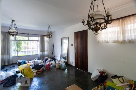 Sala de casa à venda com 3 quartos, 200m² em Parque Jabaquara, São Paulo