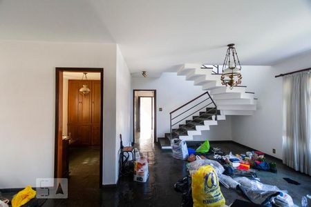 Sala de casa à venda com 3 quartos, 200m² em Parque Jabaquara, São Paulo