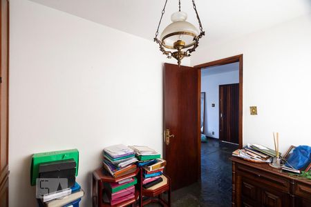 Escritório de casa à venda com 3 quartos, 200m² em Parque Jabaquara, São Paulo