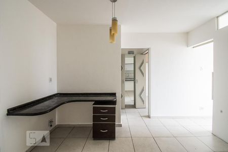 Sala de apartamento para alugar com 2 quartos, 60m² em Liberdade, São Paulo