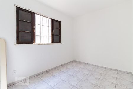 Quarto 01 de casa para alugar com 2 quartos, 75m² em Vila Bela, São Paulo