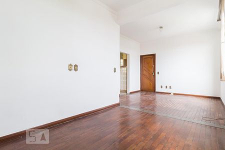 Sala de apartamento à venda com 2 quartos, 77m² em Santa Efigênia, Belo Horizonte