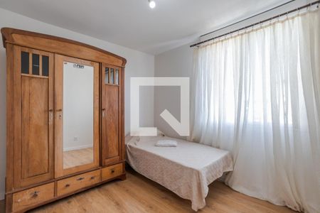 Quarto 2 de apartamento para alugar com 2 quartos, 80m² em Boa Vista, Porto Alegre