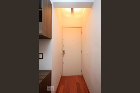 Hall de Entrada de apartamento à venda com 1 quarto, 62m² em Vila Buarque, São Paulo