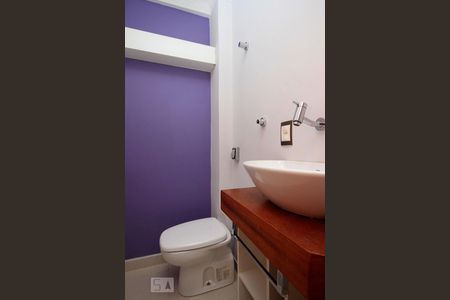 Lavabo de apartamento à venda com 1 quarto, 62m² em Vila Buarque, São Paulo