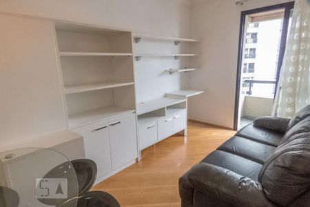 Sala de apartamento para alugar com 1 quarto, 52m² em Indianópolis, São Paulo