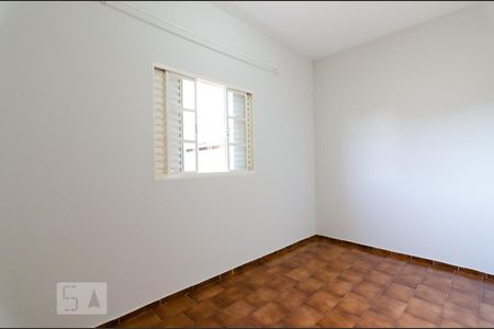 Quarto 2 de casa para alugar com 2 quartos, 60m² em Novo Taquaral, Campinas