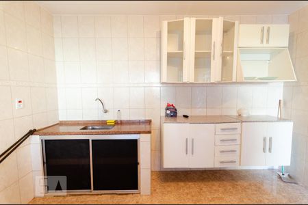 Cozinha de casa para alugar com 2 quartos, 60m² em Novo Taquaral, Campinas