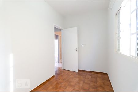 Quarto 2 de casa para alugar com 2 quartos, 60m² em Novo Taquaral, Campinas