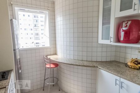 Cozinha de apartamento à venda com 1 quarto, 52m² em Indianópolis, São Paulo