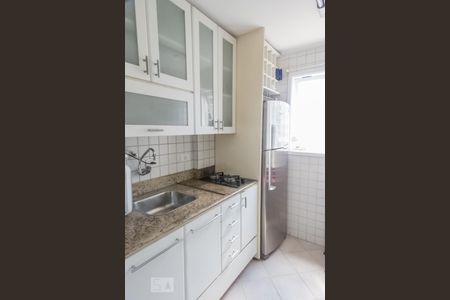 Cozinha de apartamento à venda com 1 quarto, 52m² em Indianópolis, São Paulo