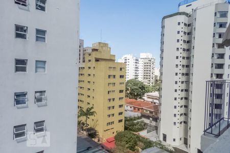 Vista sala de apartamento à venda com 1 quarto, 52m² em Indianópolis, São Paulo