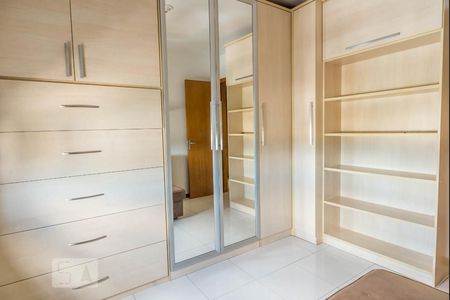 Quarto de apartamento à venda com 3 quartos, 98m² em Jardim Botânico , Porto Alegre