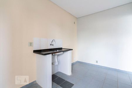 Cozinha  de kitnet/studio para alugar com 1 quarto, 27m² em Chácara Mafalda, São Paulo