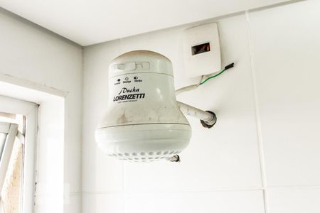 Chuveiro Banheiro Suíte de apartamento à venda com 2 quartos, 50m² em Santa Mônica, Belo Horizonte