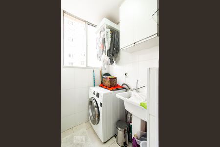 Área Serviço de apartamento para alugar com 2 quartos, 50m² em Santa Mônica, Belo Horizonte