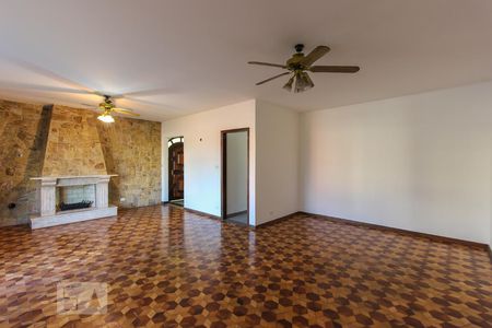 sala de casa para alugar com 4 quartos, 360m² em Vila Morse, São Paulo