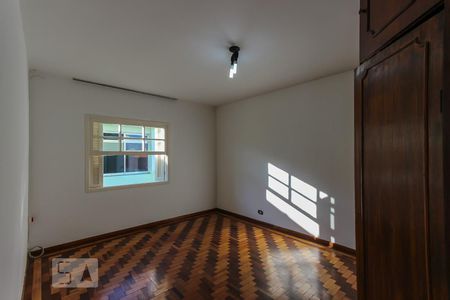 quarto 1 de casa para alugar com 4 quartos, 360m² em Vila Morse, São Paulo