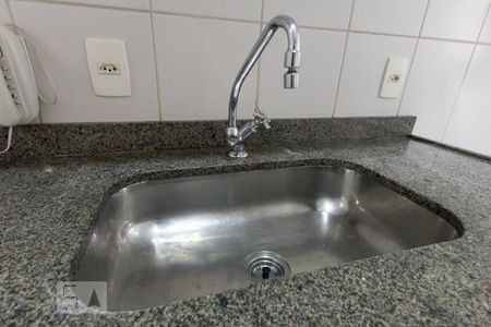 Cozinha Pia de apartamento para alugar com 2 quartos, 70m² em Água Branca, São Paulo