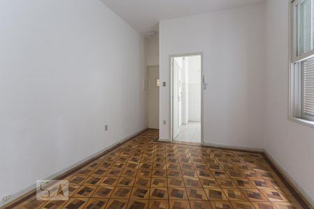 Sala de apartamento para alugar com 2 quartos, 75m² em Petrópolis, Porto Alegre