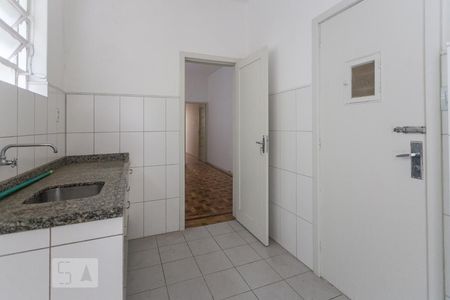 Cozinha de apartamento para alugar com 2 quartos, 75m² em Petrópolis, Porto Alegre