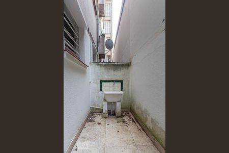 Área de serviço externa de apartamento para alugar com 2 quartos, 75m² em Petrópolis, Porto Alegre