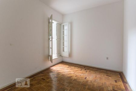 Quarto 2 de apartamento para alugar com 2 quartos, 75m² em Petrópolis, Porto Alegre