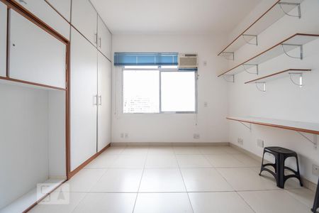 Quarto de kitnet/studio à venda com 1 quarto, 33m² em Centro, Rio de Janeiro
