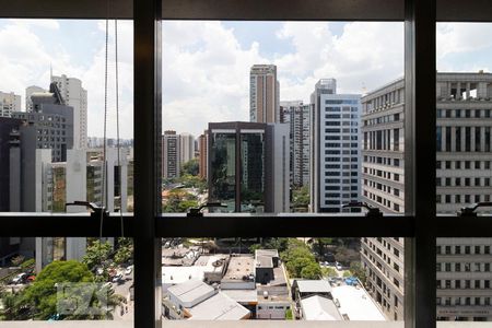 Janela Sala de apartamento à venda com 1 quarto, 69m² em Cidade Monções, São Paulo