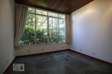 Sala de casa para alugar com 5 quartos, 647m² em Morumbi, São Paulo