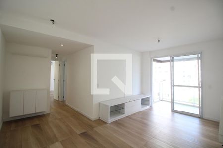 Sala de apartamento para alugar com 2 quartos, 76m² em Jacarepaguá, Rio de Janeiro