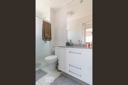 Banheiro de apartamento para alugar com 2 quartos, 80m² em Independência, São Bernardo do Campo