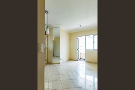 Entrada de apartamento à venda com 3 quartos, 78m² em Jardim dos Oliveiras, Campinas