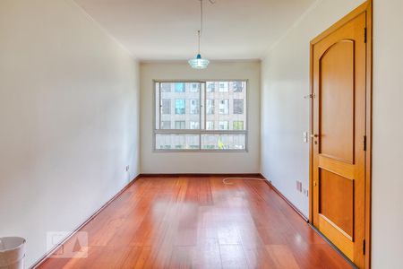 Sala de apartamento para alugar com 2 quartos, 75m² em Vila Olímpia, São Paulo