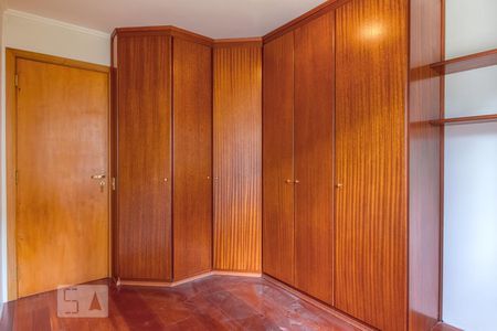 Primeiro dormitório de apartamento para alugar com 2 quartos, 75m² em Vila Olímpia, São Paulo