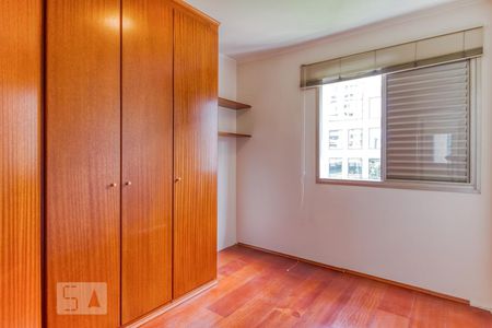 Primeiro dormitório de apartamento para alugar com 2 quartos, 75m² em Vila Olímpia, São Paulo