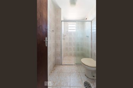 Banheiro de apartamento para alugar com 2 quartos, 70m² em Baeta Neves, São Bernardo do Campo