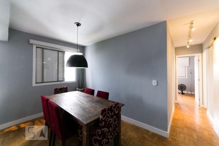 Sala de apartamento para alugar com 2 quartos, 70m² em Chácara Santo Antônio (zona Sul), São Paulo