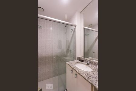 Banheiro de apartamento à venda com 2 quartos, 80m² em Barra da Tijuca, Rio de Janeiro