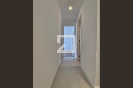 Corredor de apartamento à venda com 2 quartos, 68m² em Barra da Tijuca, Rio de Janeiro