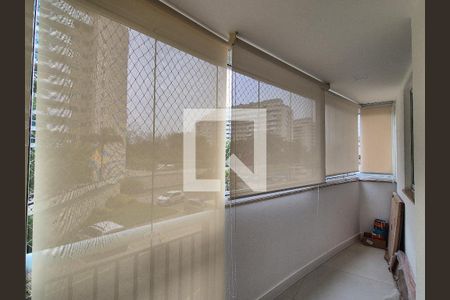 Sala de apartamento à venda com 2 quartos, 68m² em Barra da Tijuca, Rio de Janeiro