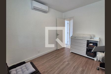 Quarto 1 de apartamento à venda com 2 quartos, 68m² em Barra da Tijuca, Rio de Janeiro